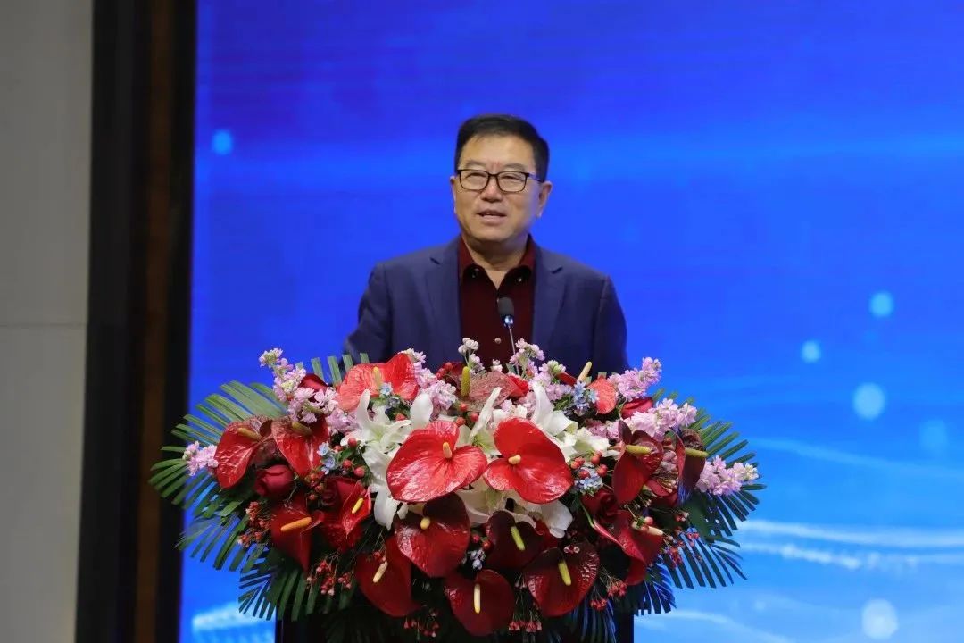 融合聚變，創(chuàng)新突破丨智慧產(chǎn)業(yè)集團2022年度總結(jié)暨表彰大會順利召開